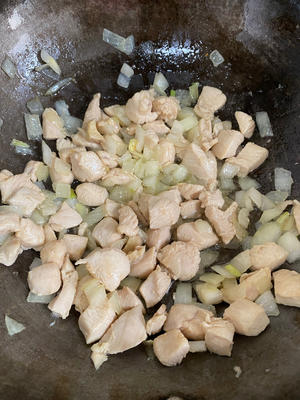 咖喱鸡肉炖土豆的做法 步骤5