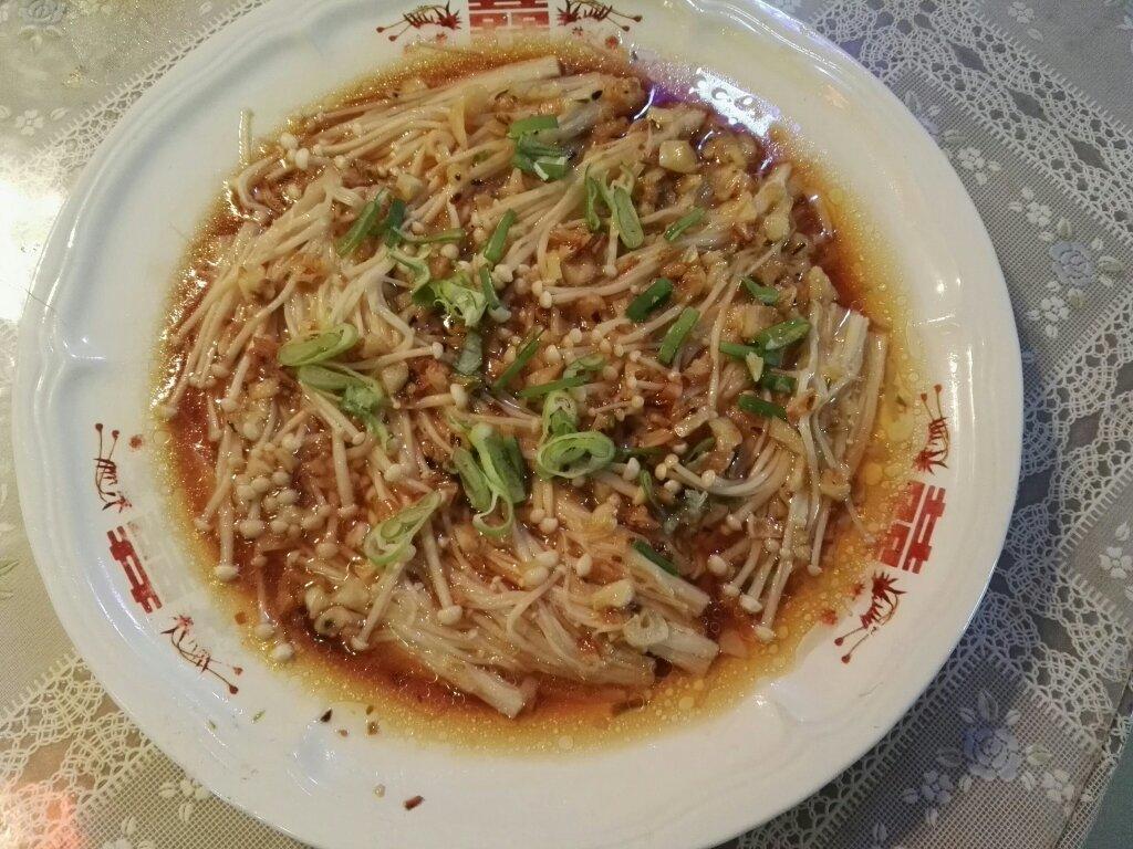 蒜蓉蒸金针菇
