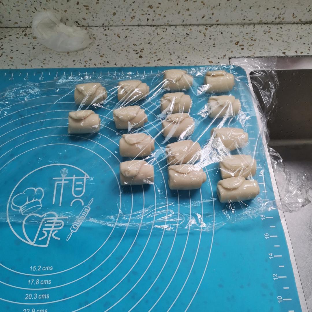 芝麻椒盐牛舌饼（北京小吃）