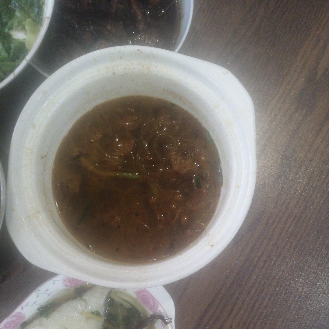 沙茶牛肉粉丝煲