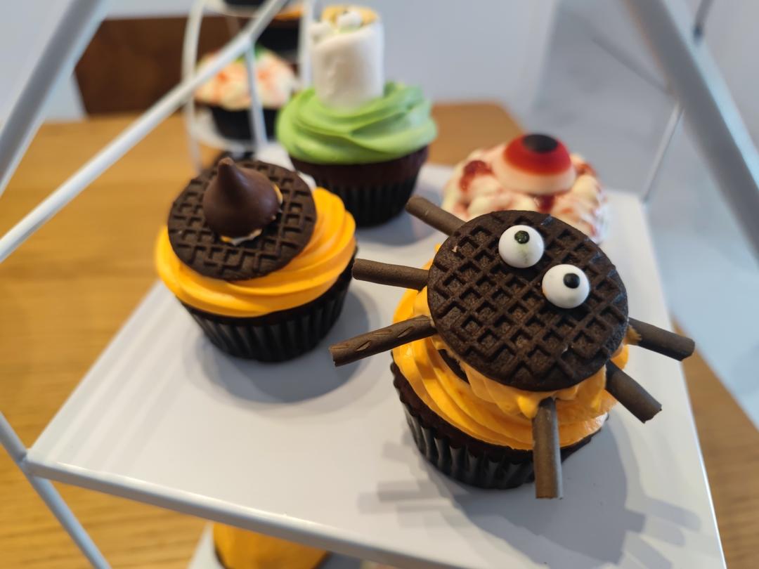 万圣节鬼怪蛋糕 超软巧克力马芬/阿猪烘焙视频：特别篇