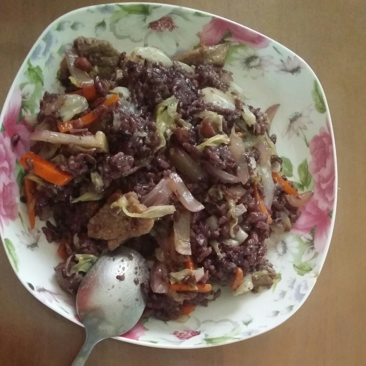 五花肉包心菜咸饭