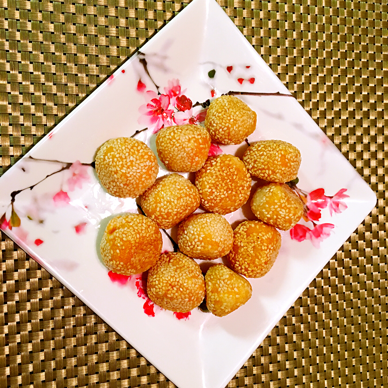 黄金球之一（南瓜芝麻球）