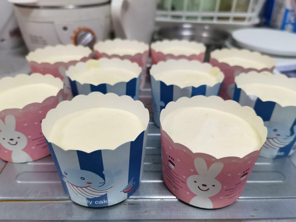 纸杯蛋糕 8寸戚风蛋糕的量