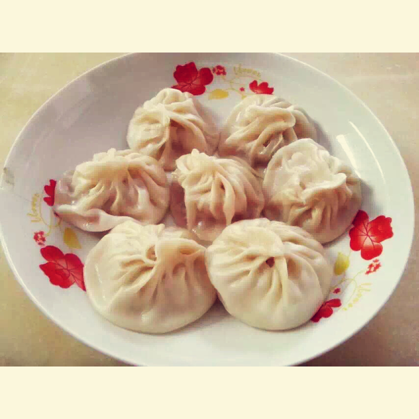 灌汤小笼包