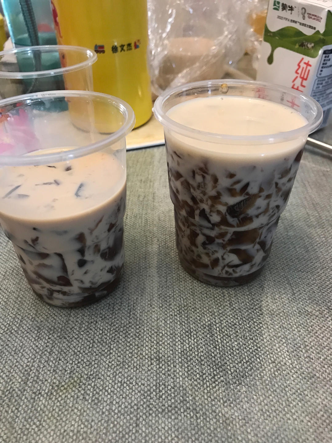 全网超火的葡萄撞奶，做法太简单了