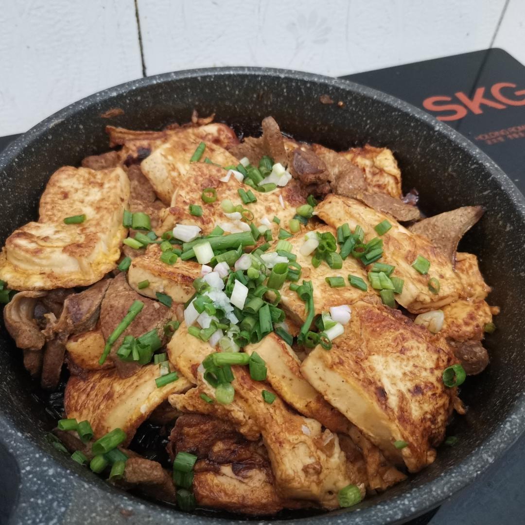猪肝焖豆腐