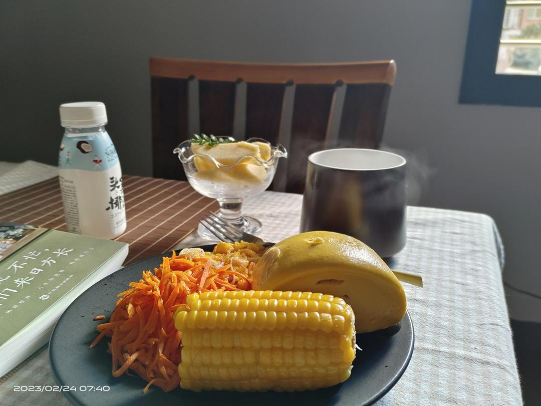 我的彩虹早餐桌