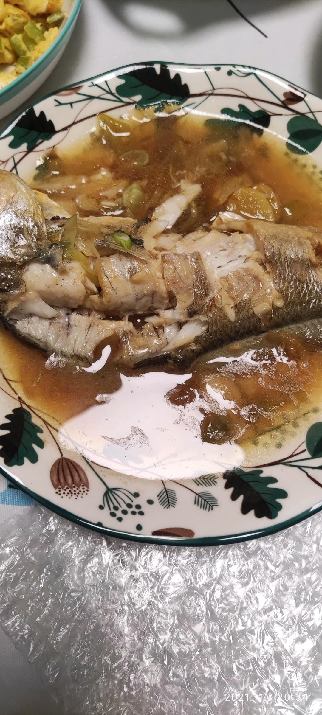 家常炖大黄花鱼