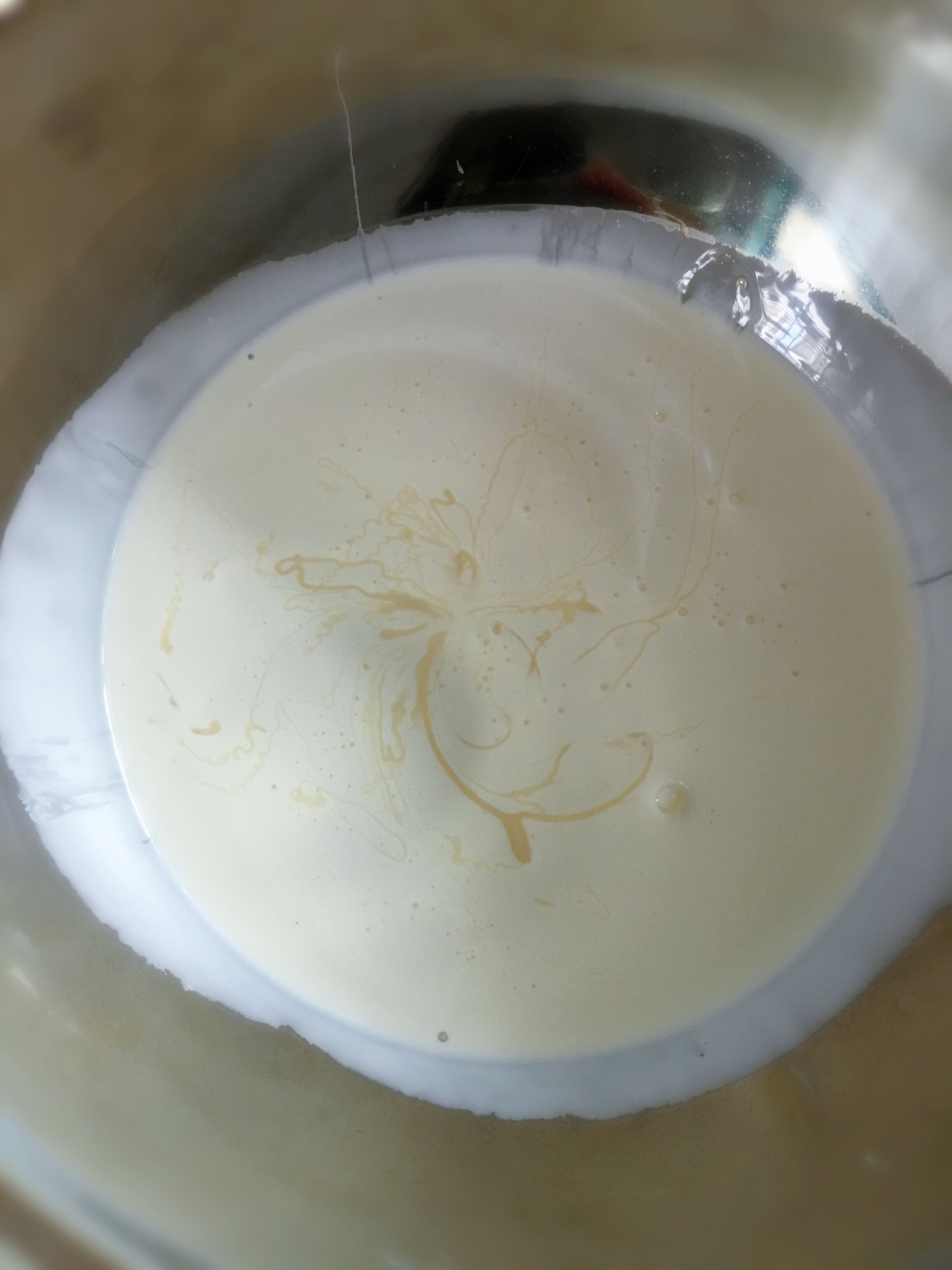 鲜奶油缤纷水果杯的做法 步骤3