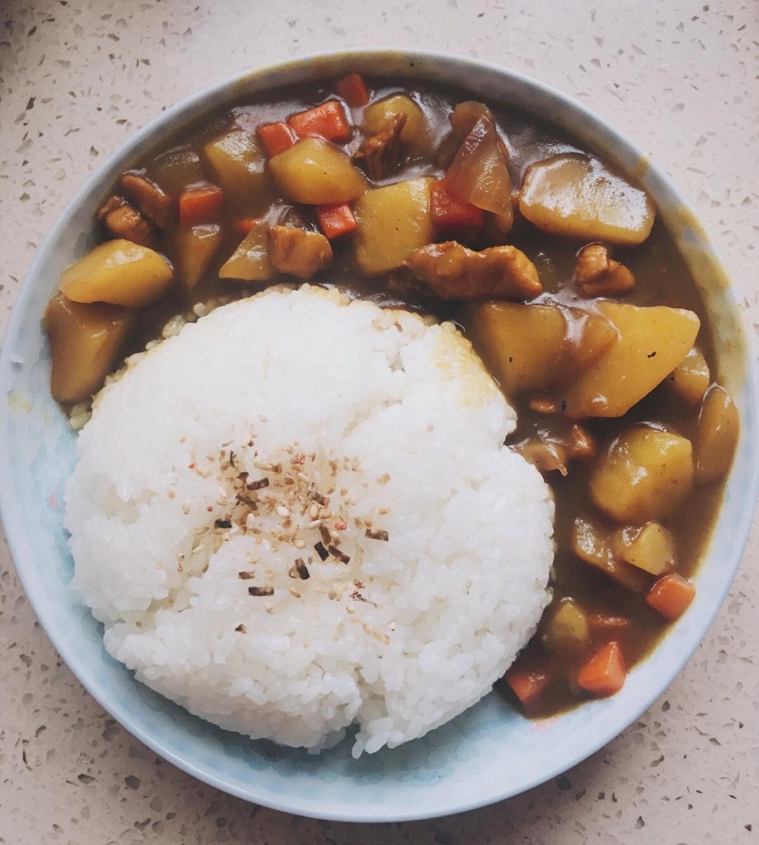 咖喱鸡肉饭