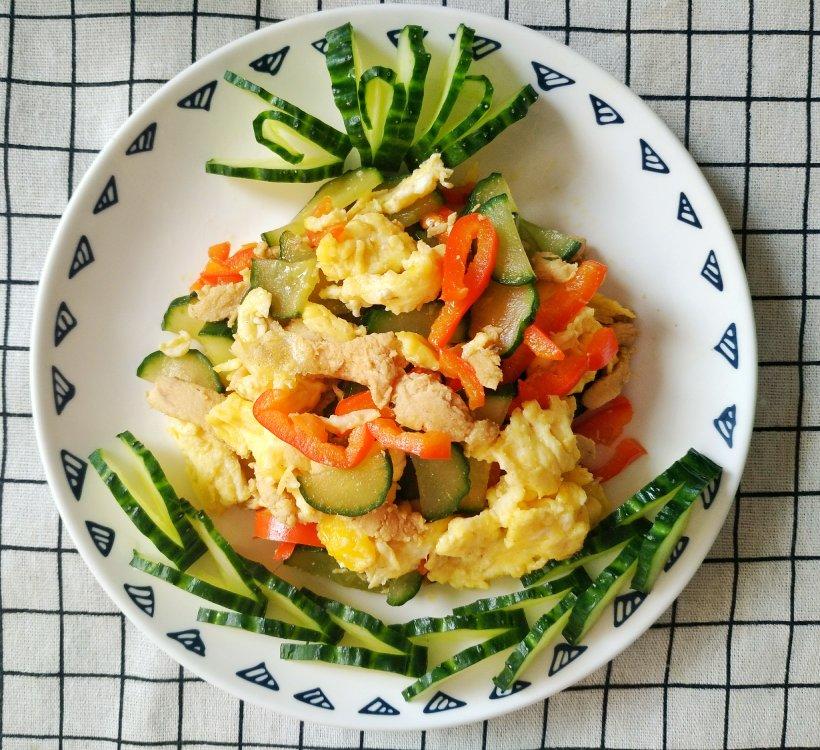 黄瓜胡萝卜版的【一条龙】盘饰