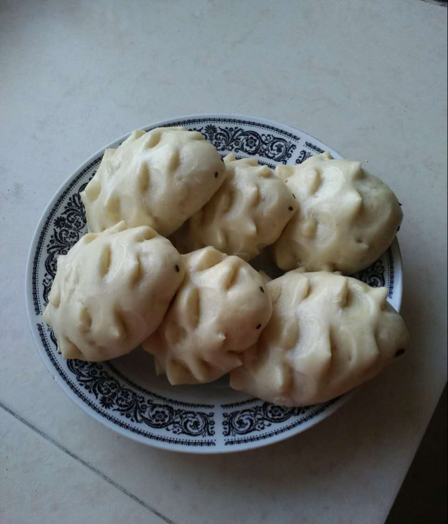 南瓜双色花卷馒头