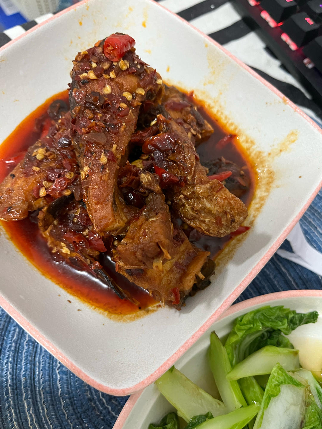 朋友建议我开个小馆子😅😅香辣鱼块太香了🔥