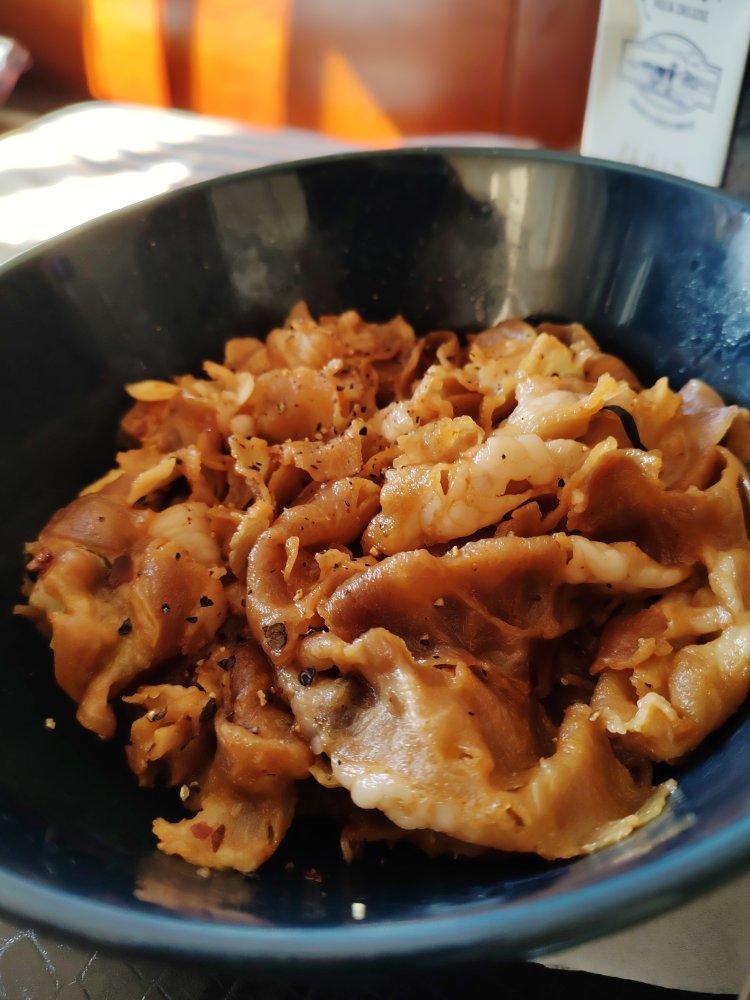 简易炒羊肉卷