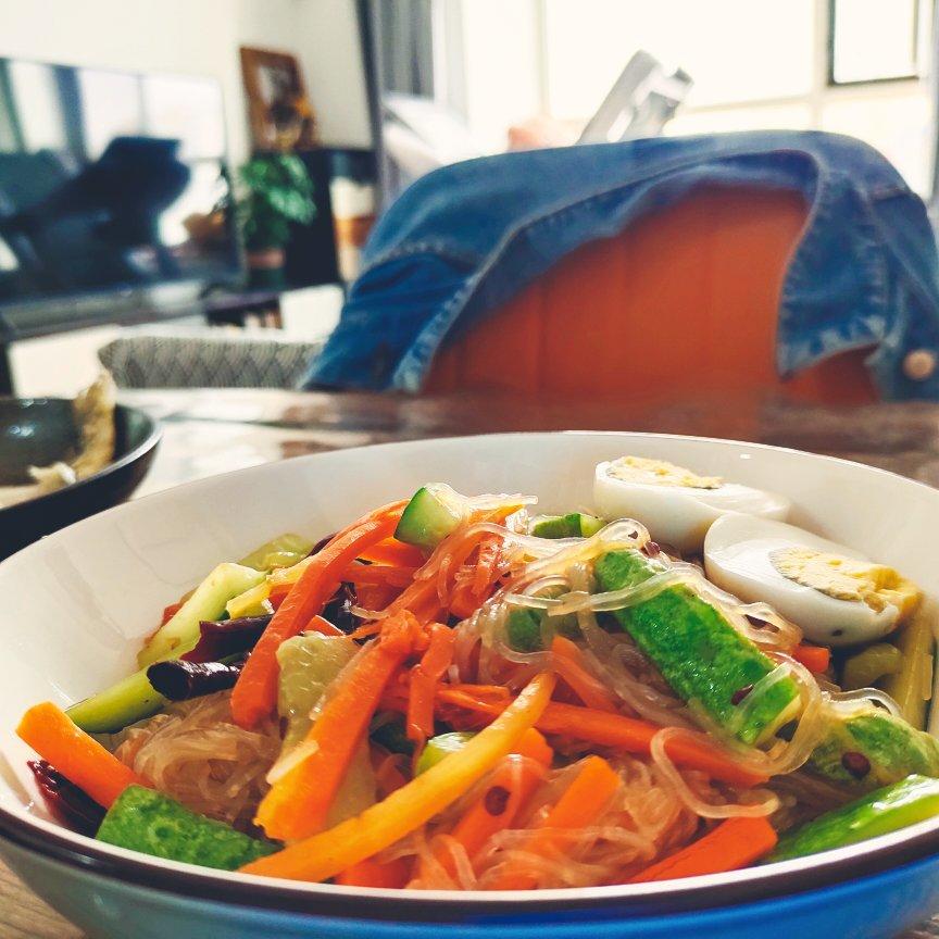 卷心菜炒粉丝 Glass noodles with Cabbage