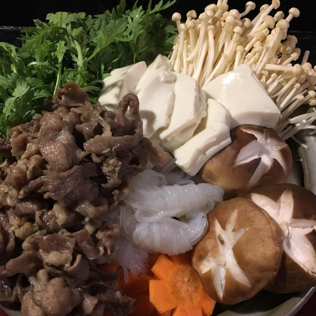 寿喜烧（日式牛肉火锅）