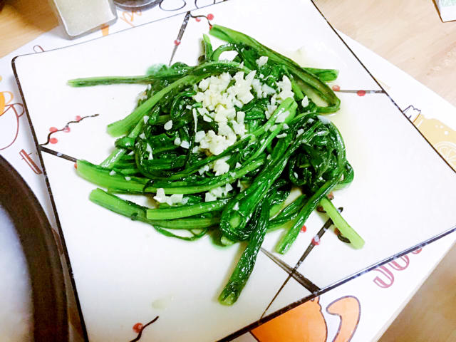 蒜蓉油麦菜