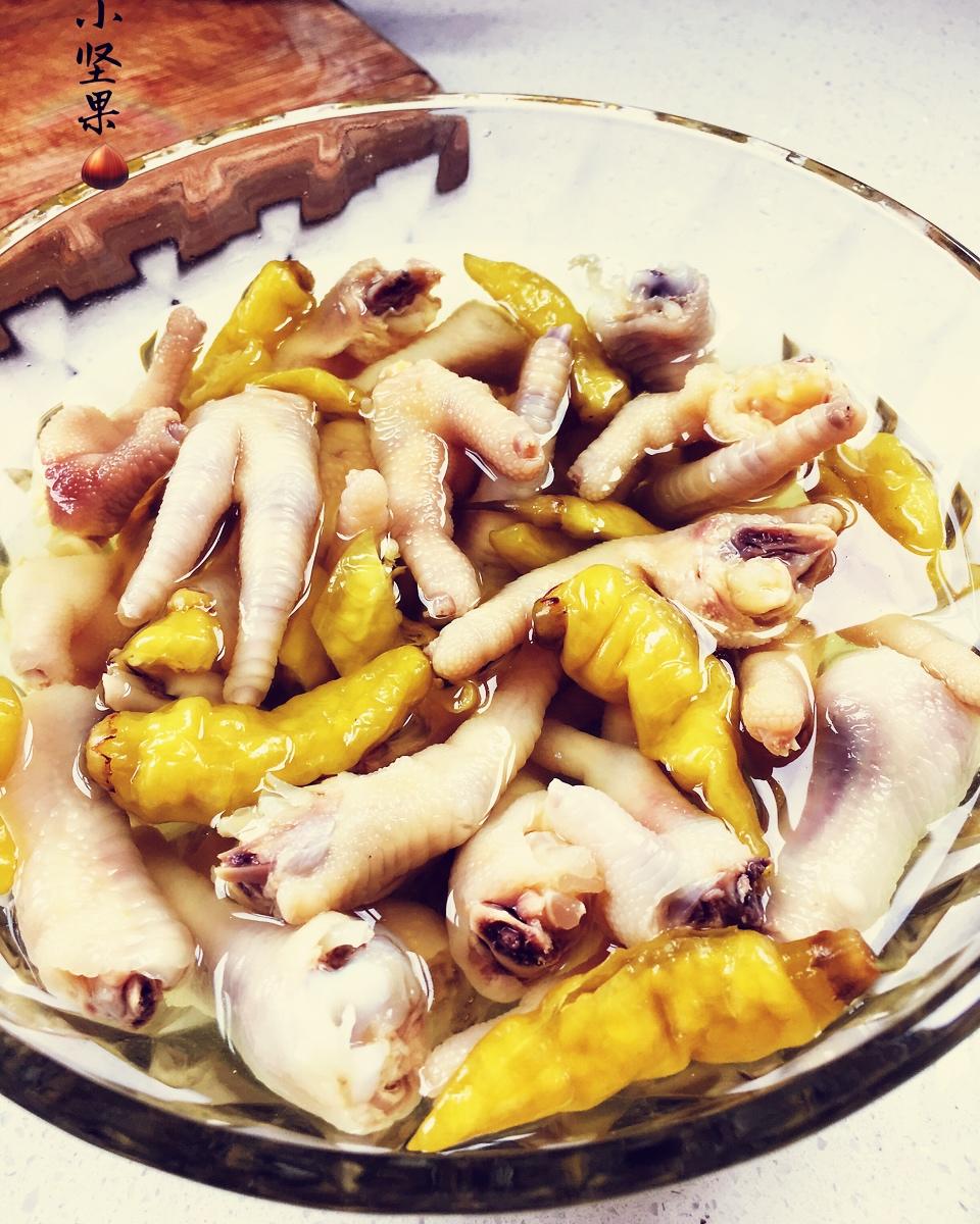 小坚果-做的泡椒凤爪