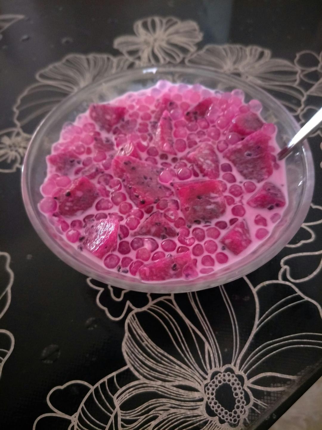 牛奶果味西米露