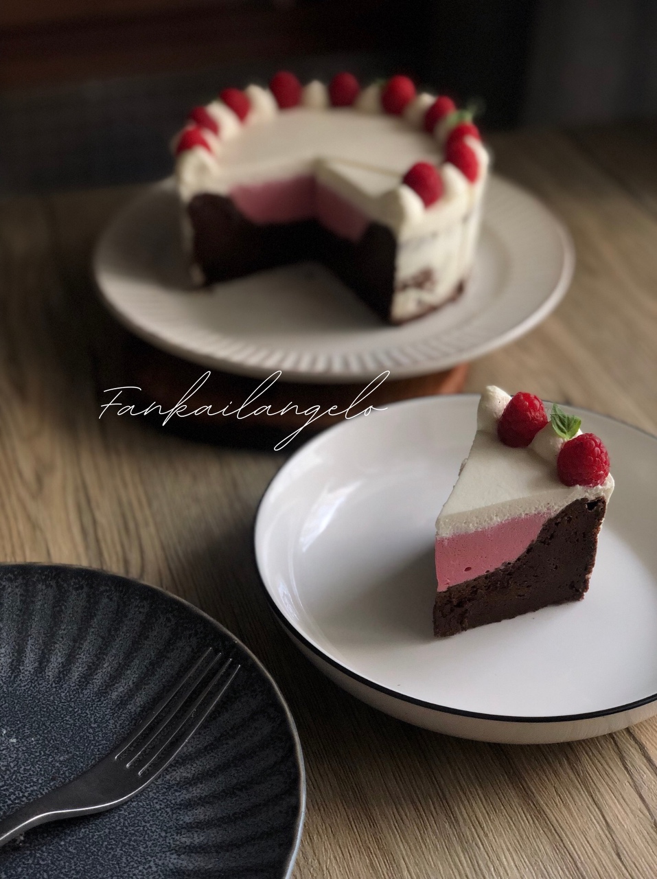 树莓黑巧克力蛋糕的做法