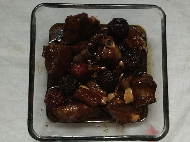 小羽私厨之杨梅烧排骨