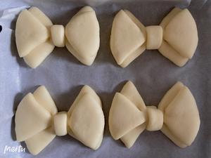 蝴蝶结🎀面包（原味）的做法 步骤11