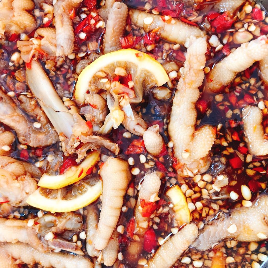 绝对不会后悔的酸辣鸡爪