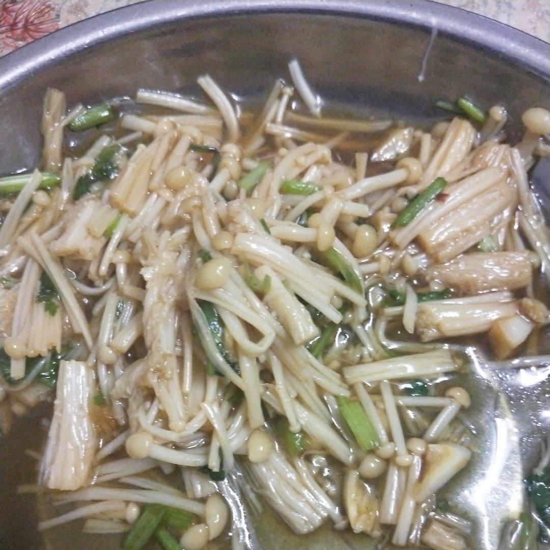 清蒸凉拌金针菇