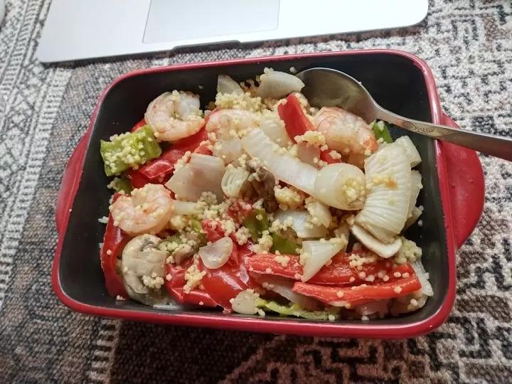 健康沙拉/正餐食谱 | 洋葱彩椒时蔬小米沙拉