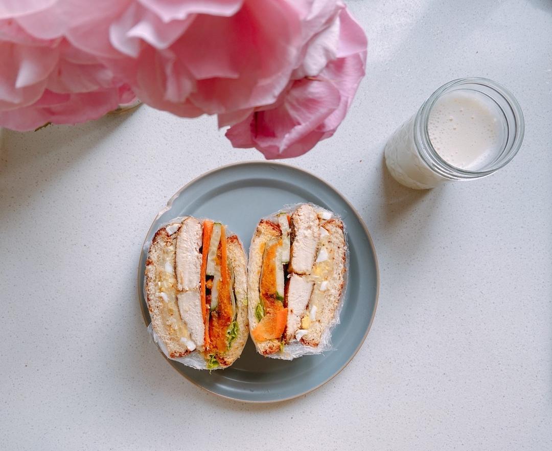 【三明治包万物系列】番茄鸡胸肉全麦三明治