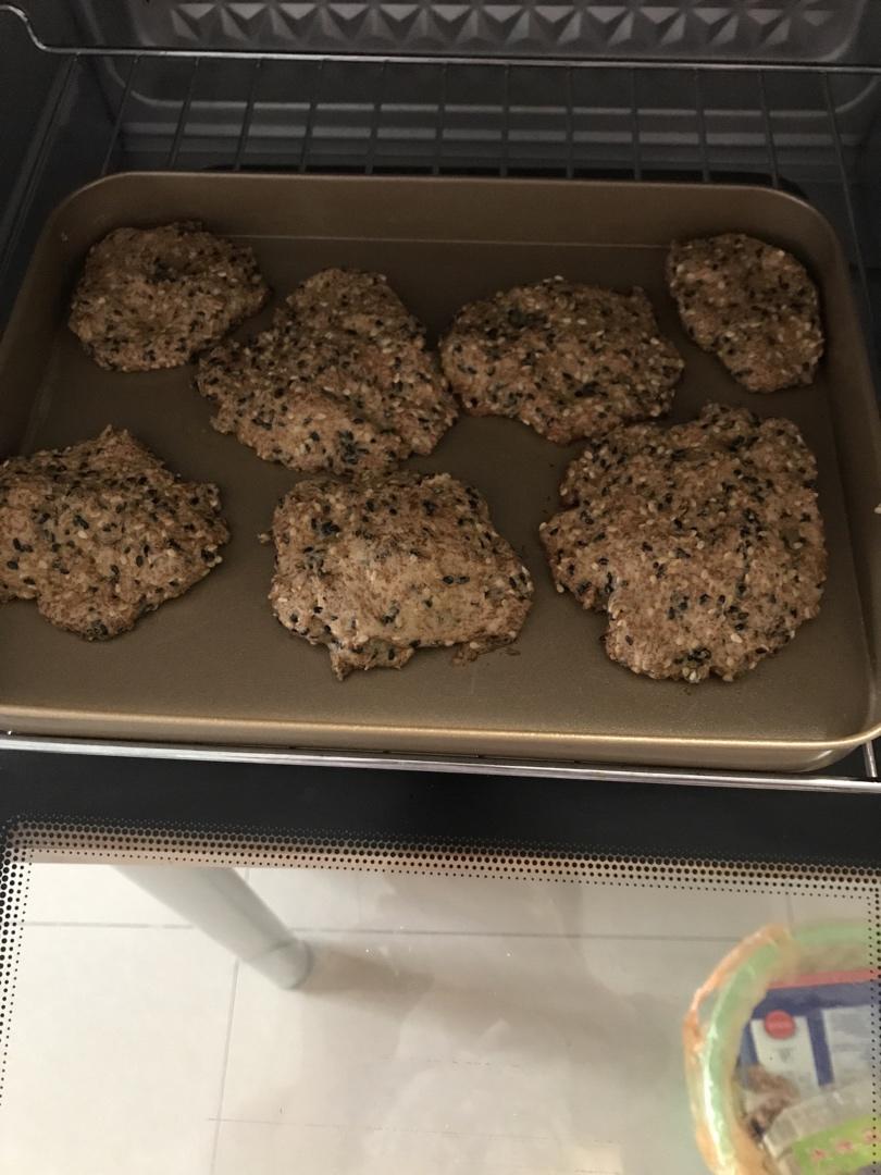 生酮蛋白芝麻饼干