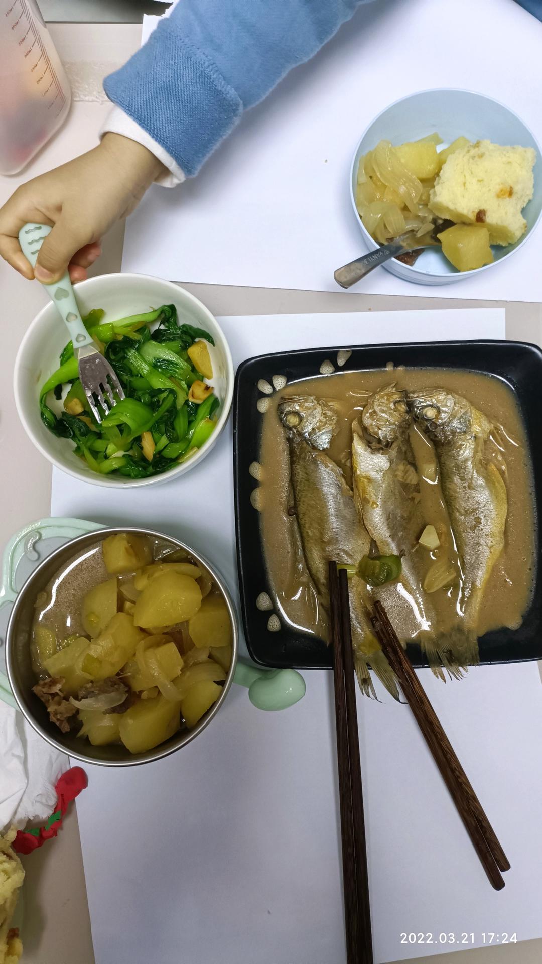 虾皮小油菜