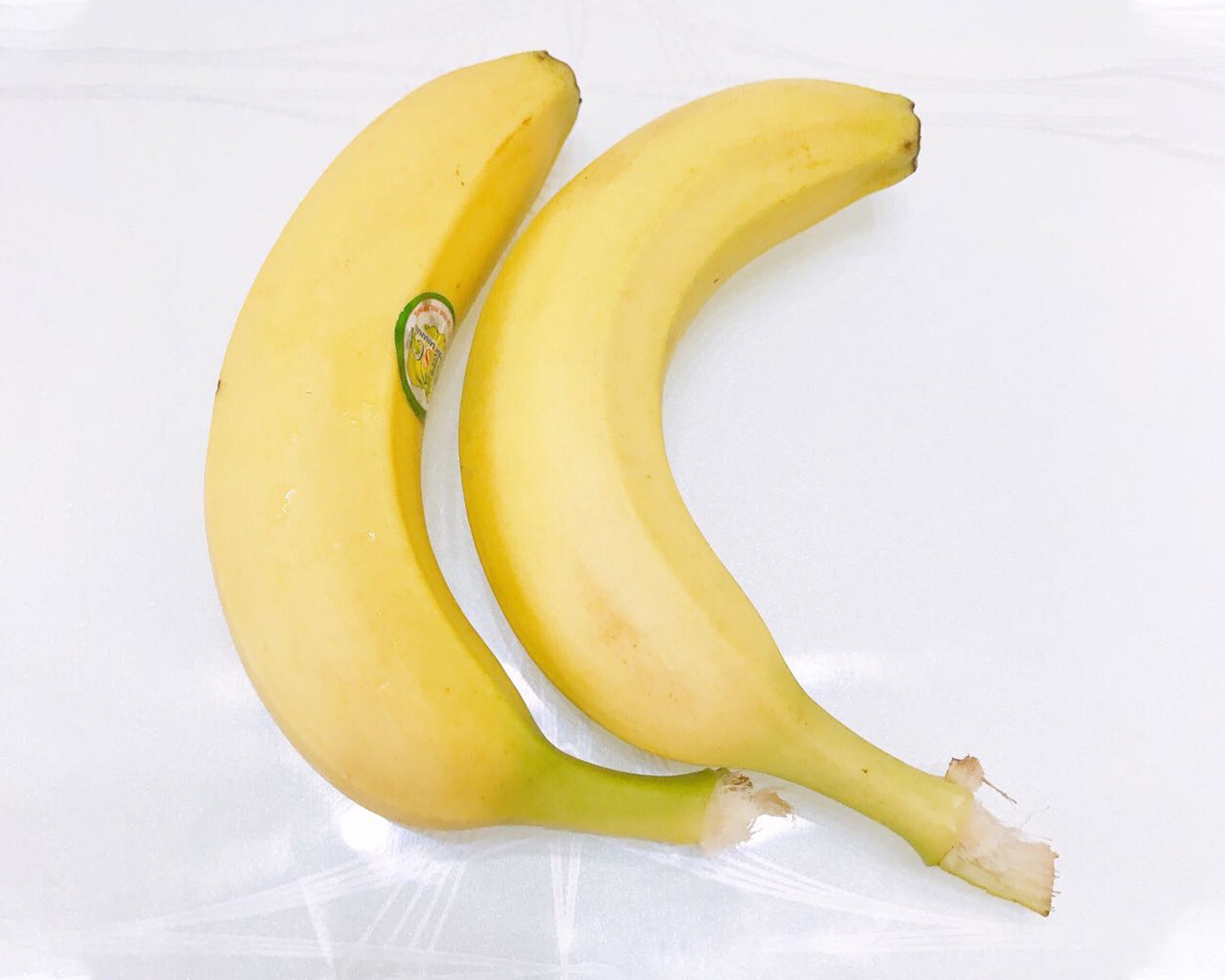 脆皮炸香蕉（校门口小吃）的做法 步骤1