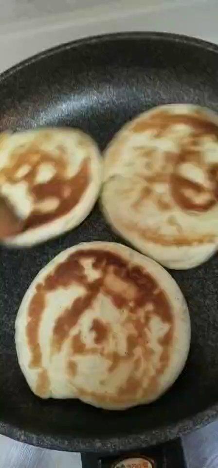 椒盐发面饼 Sesame Pancake