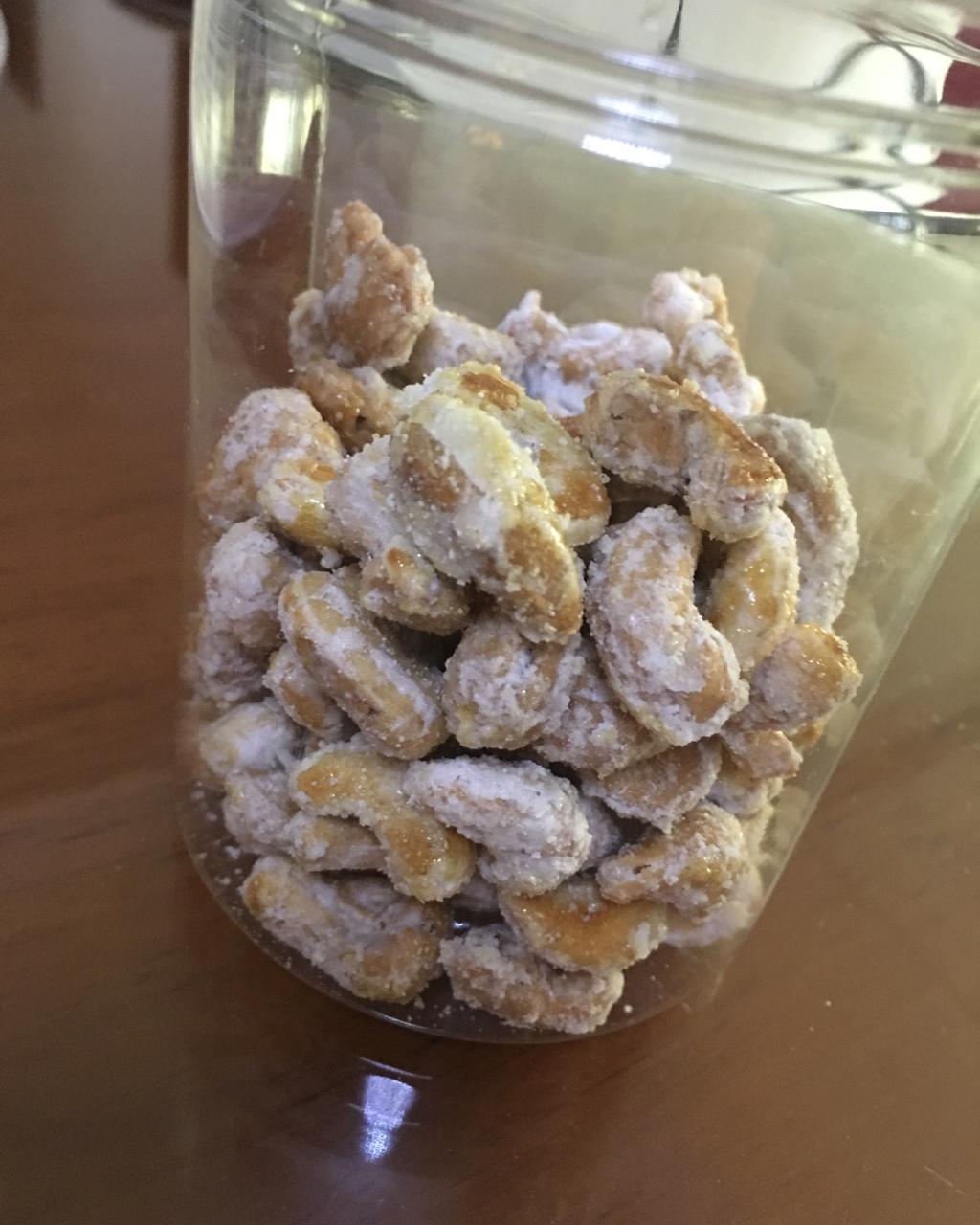 小燕子做的糖霜腰果