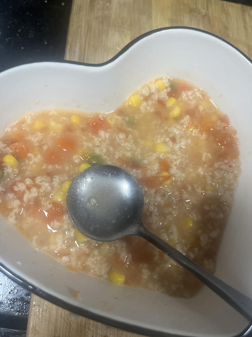 燕麦粥最近真的好火！减脂期营养价值高饱腹还好吃