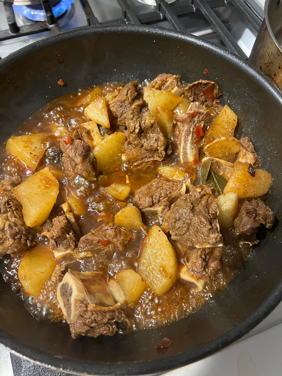 家常版《红焖牛排骨》