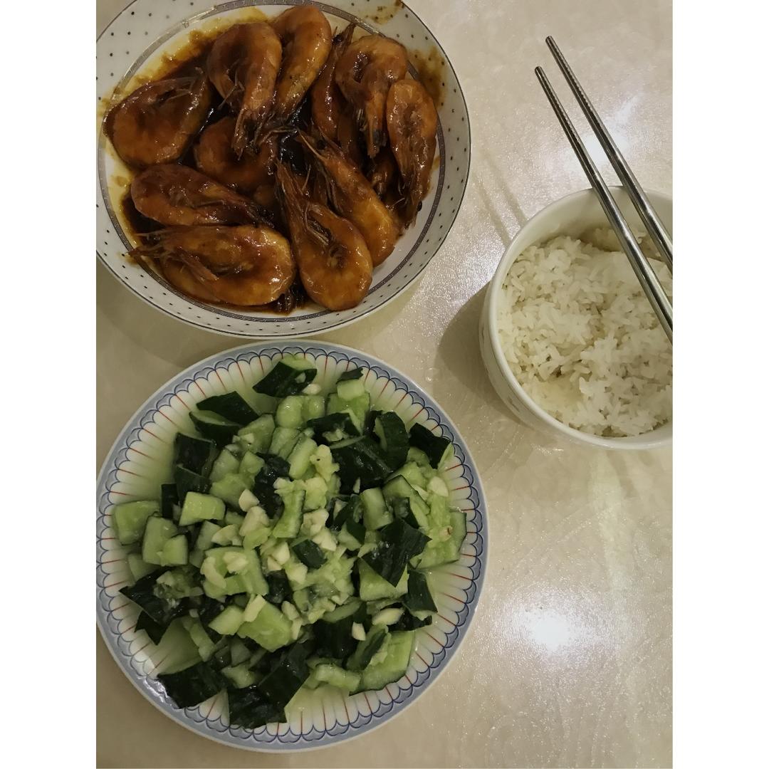 简单的番茄大虾