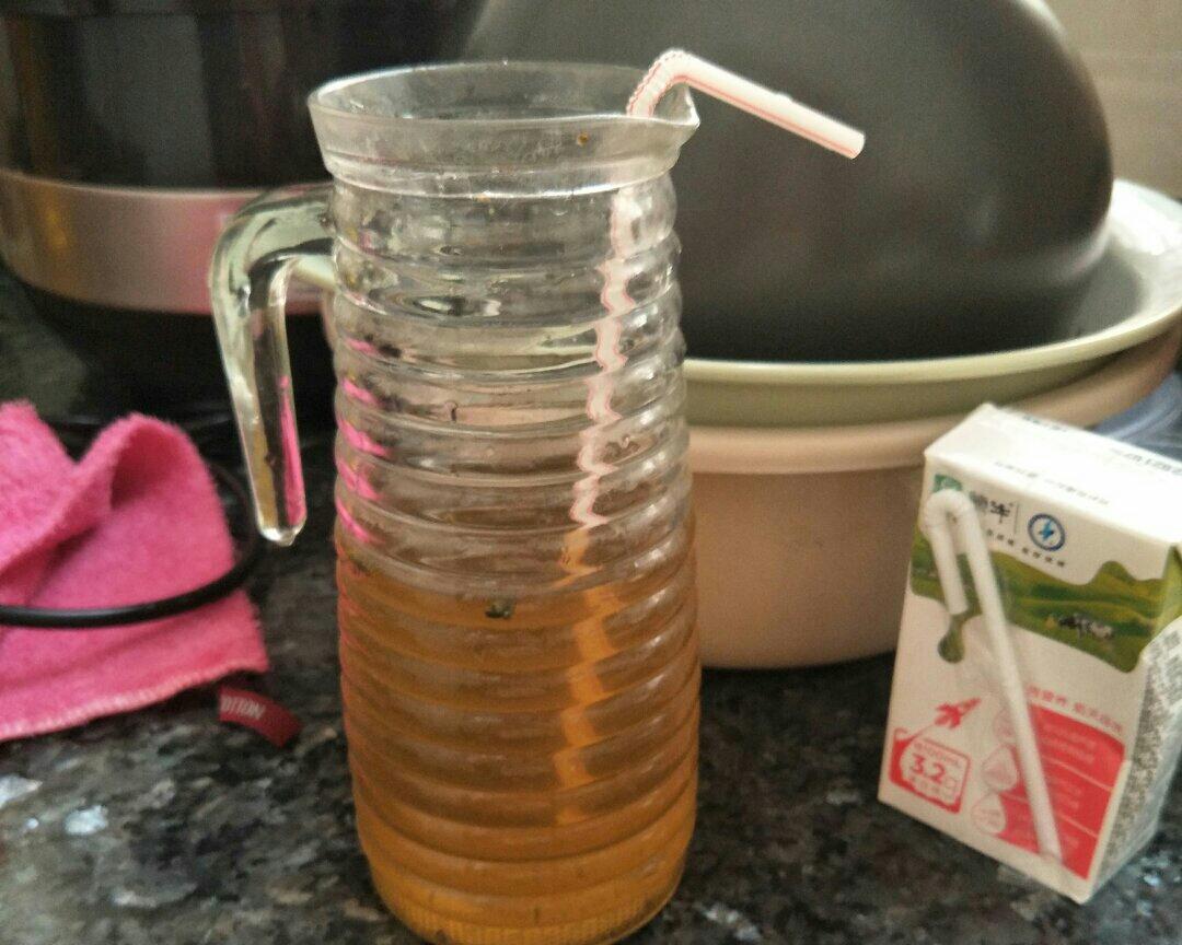 白桃乌龙茶的做法