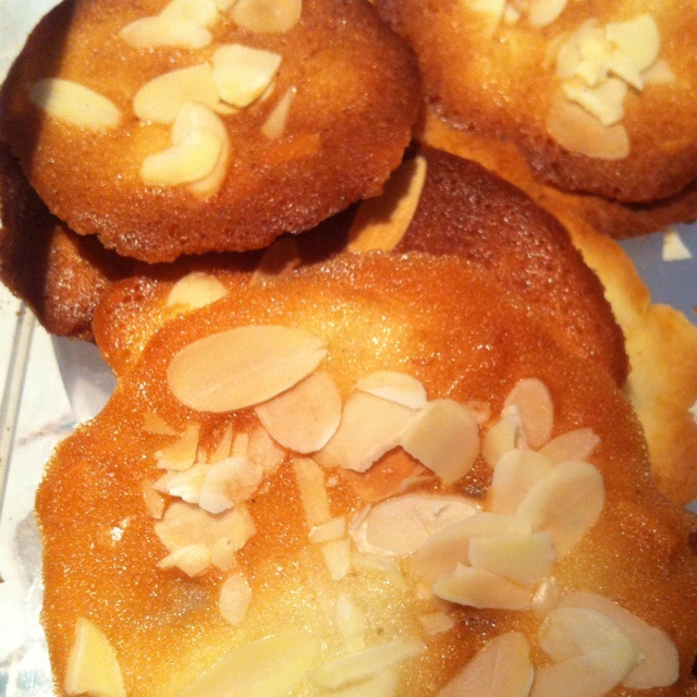 Tuiles aux amandes 杏仁瓦脆薄片 - “Happiness三茶”