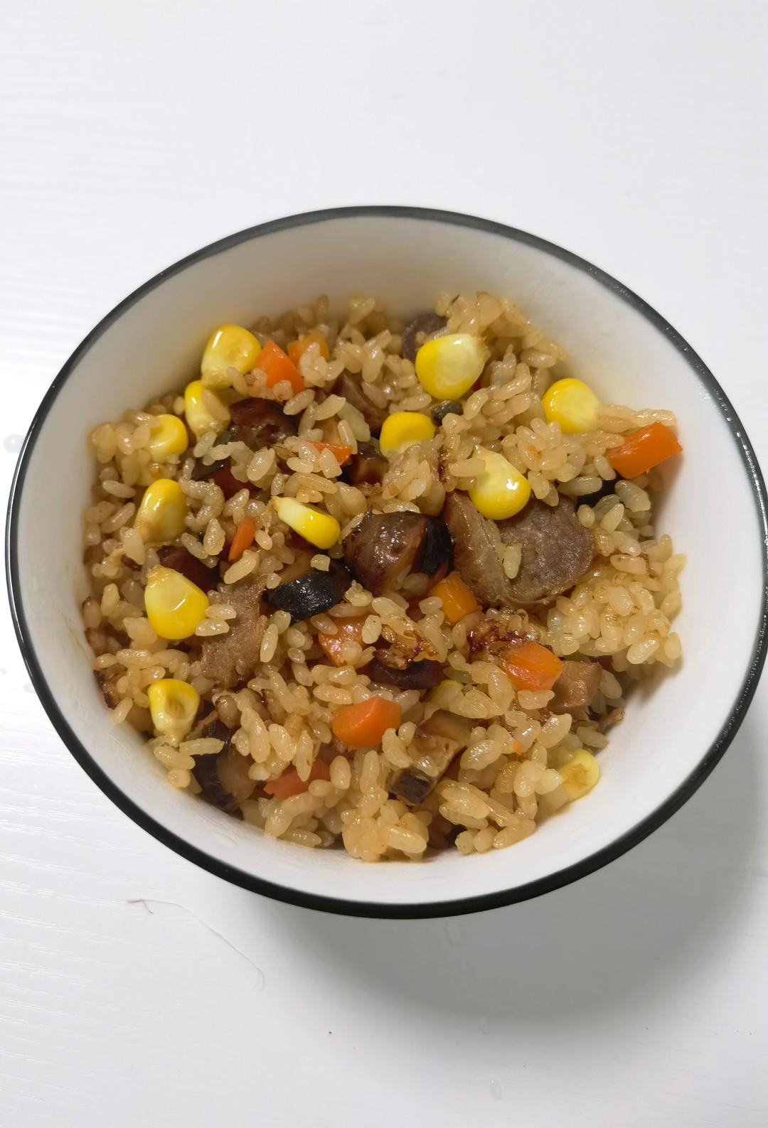 懒人必备～电饭煲腊肠焖饭