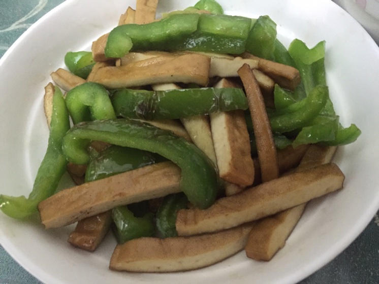 青椒豆干炒肉丝