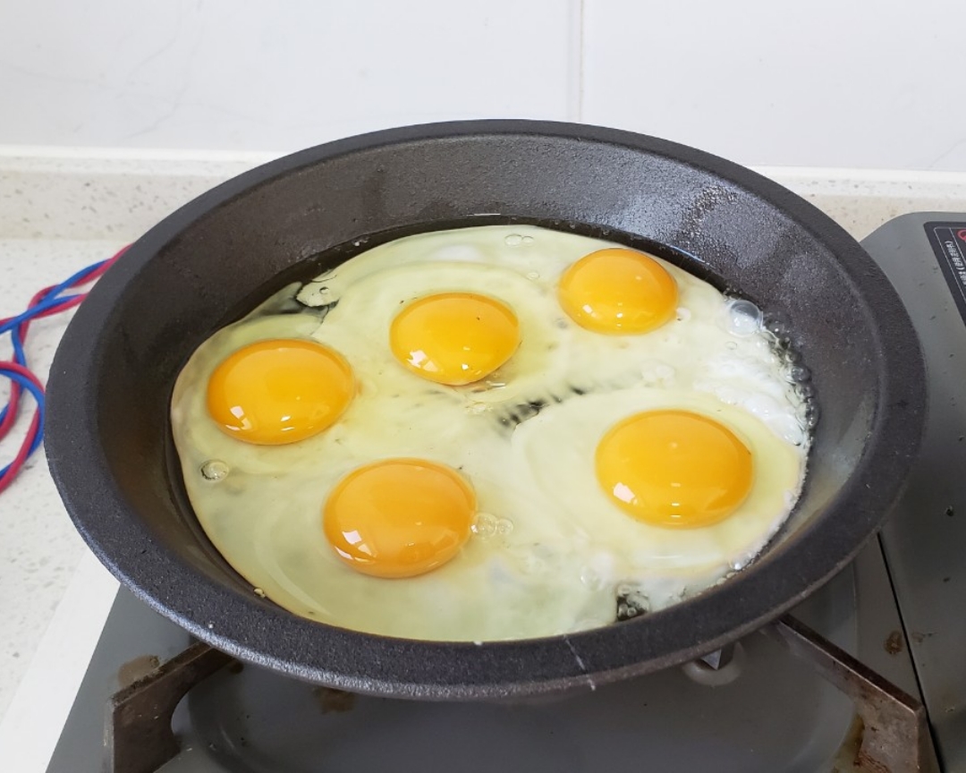 铁板鸡蛋的做法 步骤4