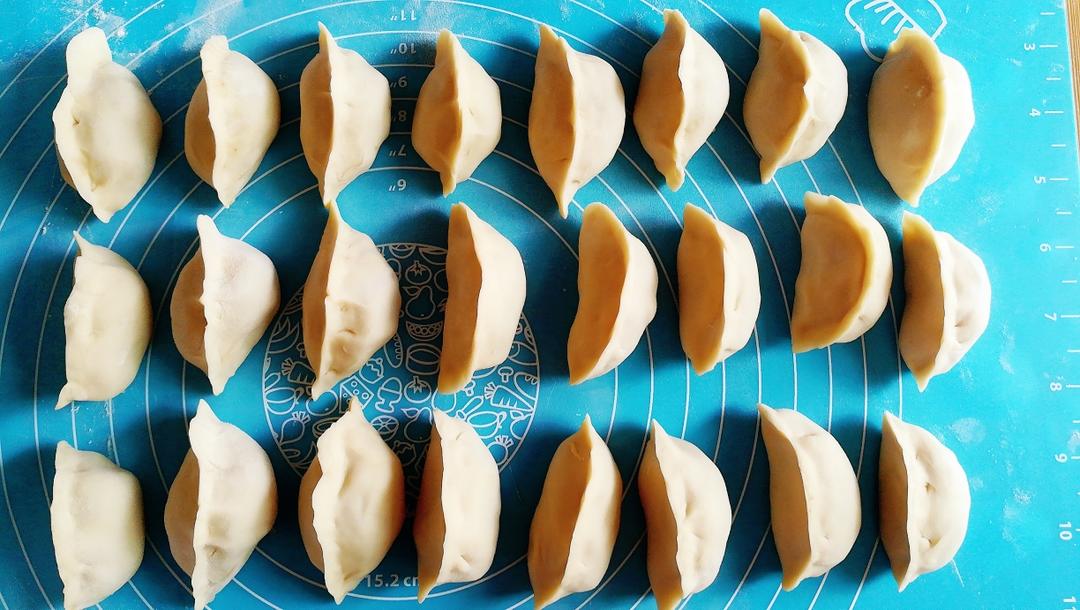 猪肉鲜虾玉米水饺