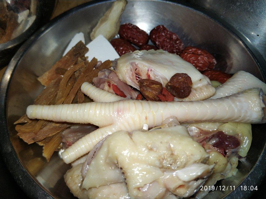 特别适合经期喝的乌鸡汤