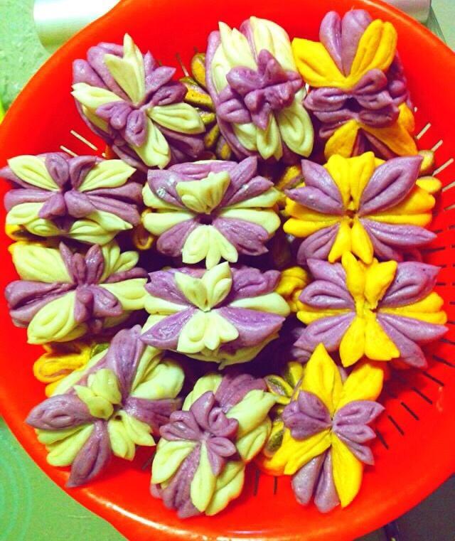 紫薯莲花馒头的做法
