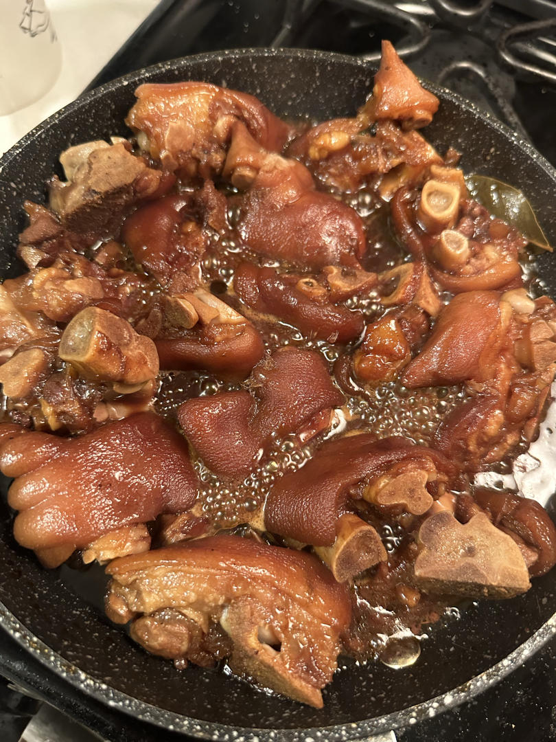 美味的家常菜：红烧猪蹄
