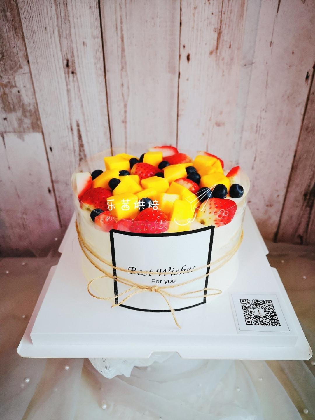 水果缤纷蛋糕