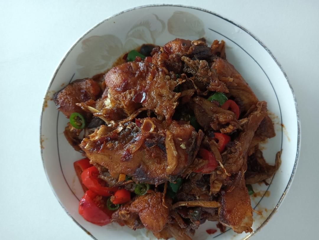 朋友建议我开个小馆子😅😅香辣鱼块太香了🔥